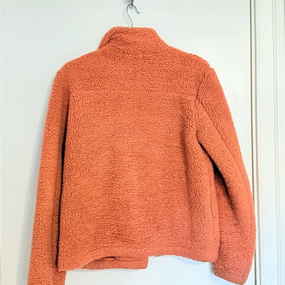 Sherpa Jacket - Picture 2 of 4